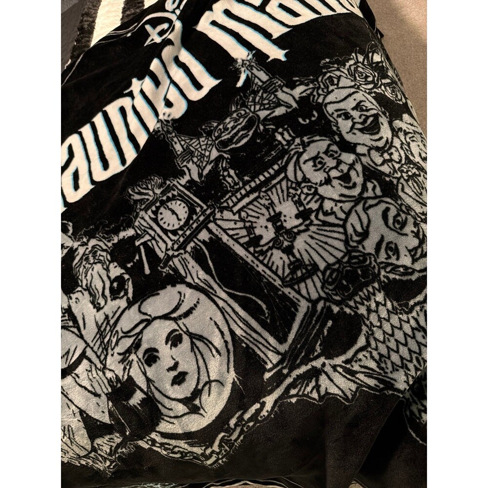 Cozy Soft Disney Madame Leota Haunted Mansion Throw Blanket 62x48 Wallpaper - Picture 2 of 5